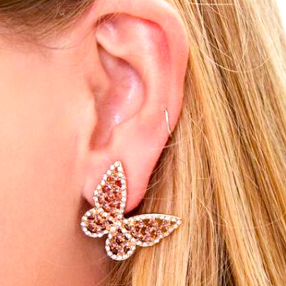 🦋 Butterfly Earrings 🦋 - Picture 2 of 3